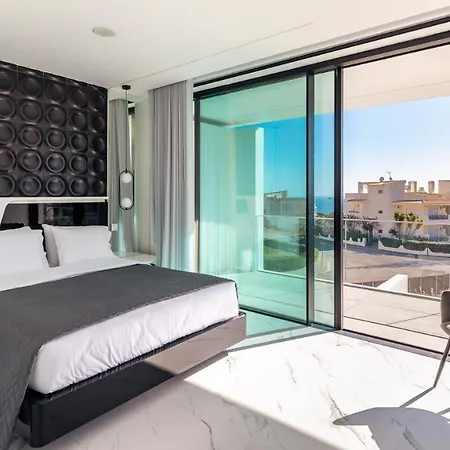 Aqualanis - Modern Mega With Pool Close To Algarve *